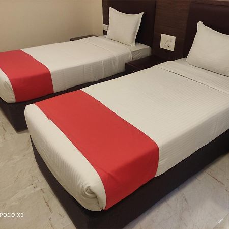Hotel Cute Orange Csennai Kültér fotó